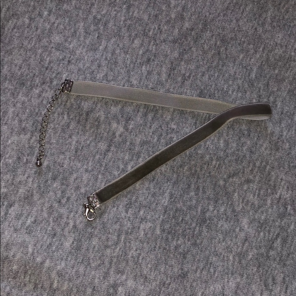 Silver velvet choker